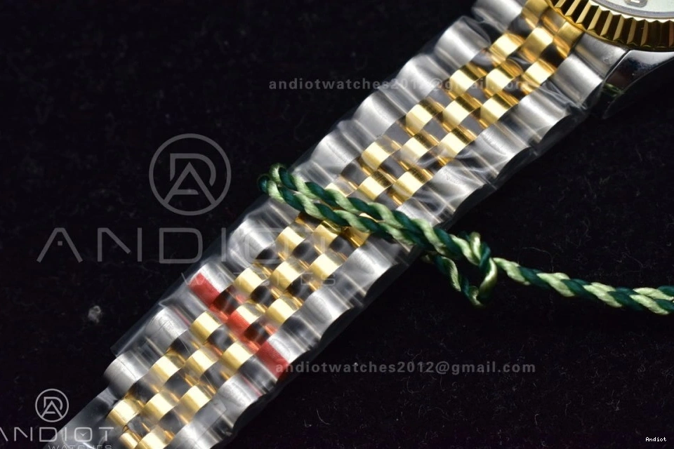 Fluted Syle Green Bezel and President DateJust Dial WF Markers 31 316L Steel Ladies Bracelet 278289 on 0118